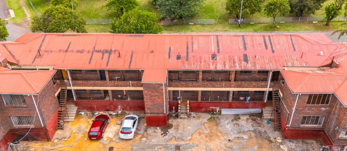 36 Bedroom 18 Bath Commercial Property for Sale in Crosby, Johannesburg for R8,000,000