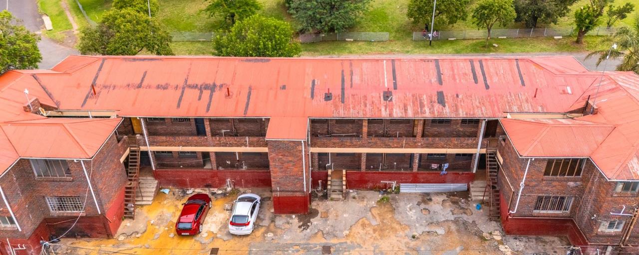 36 Bedroom 18 Bath Commercial Property for Sale in Crosby, Johannesburg for R8,000,000