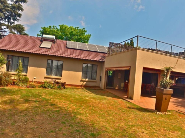 4 Bedroom 4 Bath House for Sale in Weltevreden Park, Roodepoort for R3,499,000 – Garden | Backup Battery | Solar | Inverter | Cottage | Erf: 1,240m²