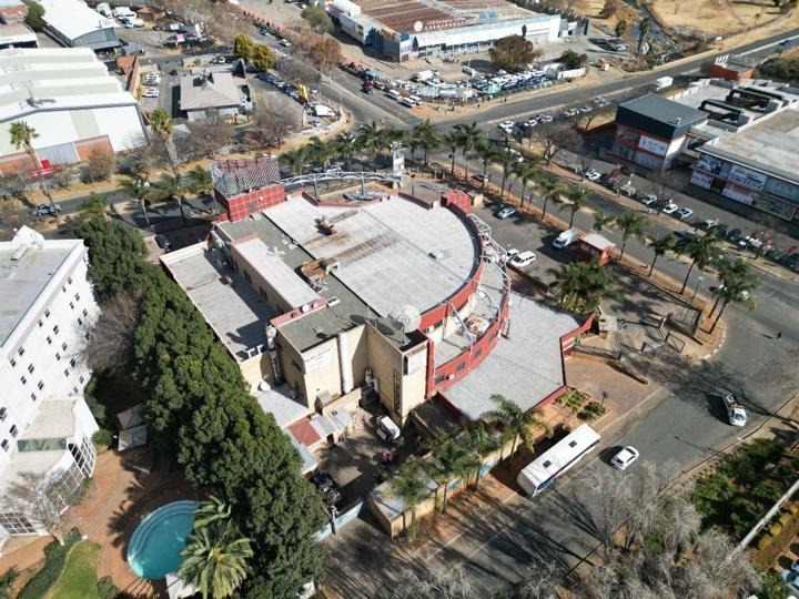 Commercial Property for Sale in Bruma, Johannesburg for R30,000,000 - Floor Size: 8,764m²