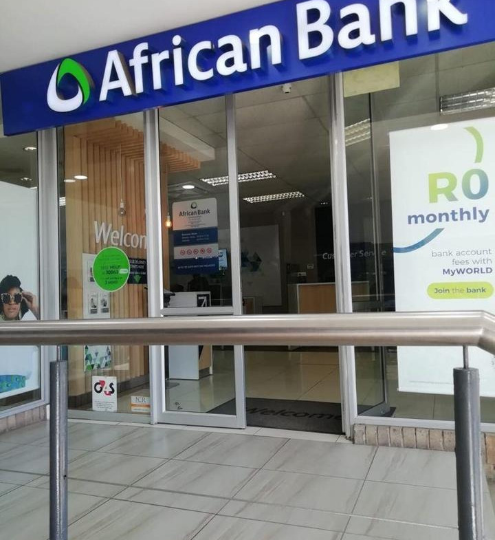 Commercial Property for Sale in Mthatha, Eastern Cape for R139,000,000 - Yield 10%.