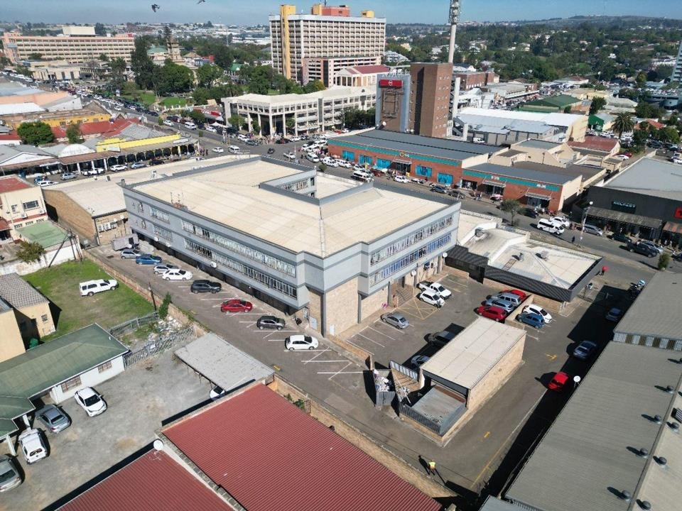 Commercial Property for Sale in Mthatha, Eastern Cape for R139,000,000 - Yield 10%.